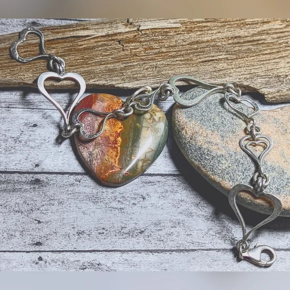 Sipada Retired "Spread Love" Oxidized Sterling Silver .925 Signed Heart Bracelet - Picture 7 of 8